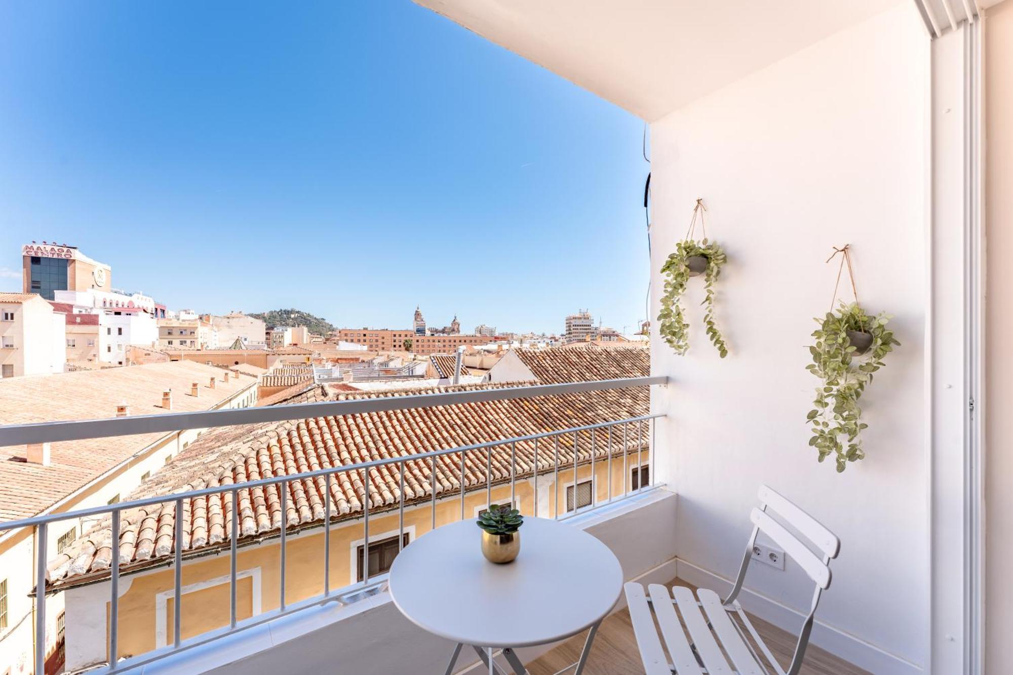 Bazan City Center Apartment マラガ エクステリア 写真