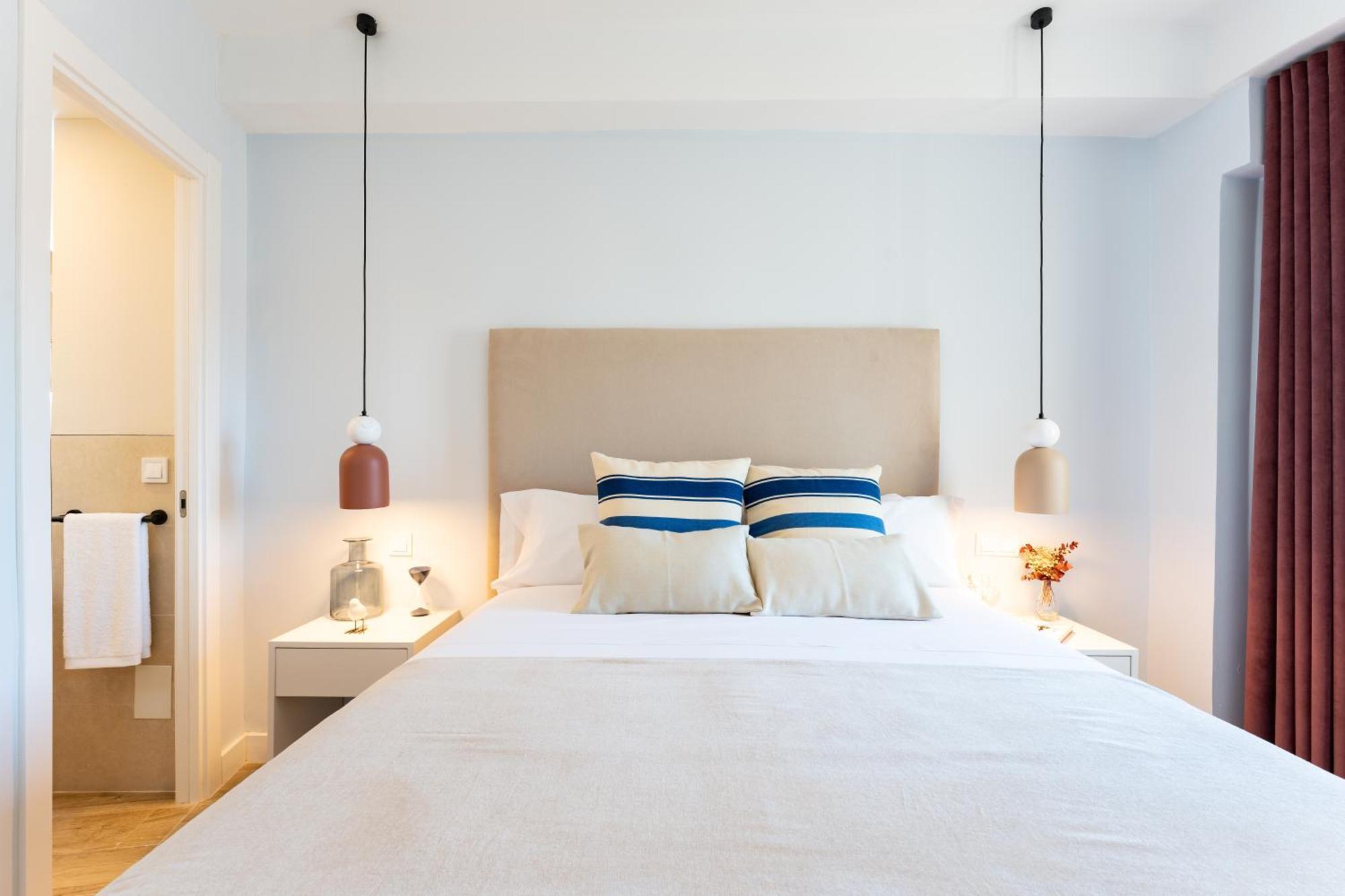 Bazan City Center Apartment マラガ エクステリア 写真