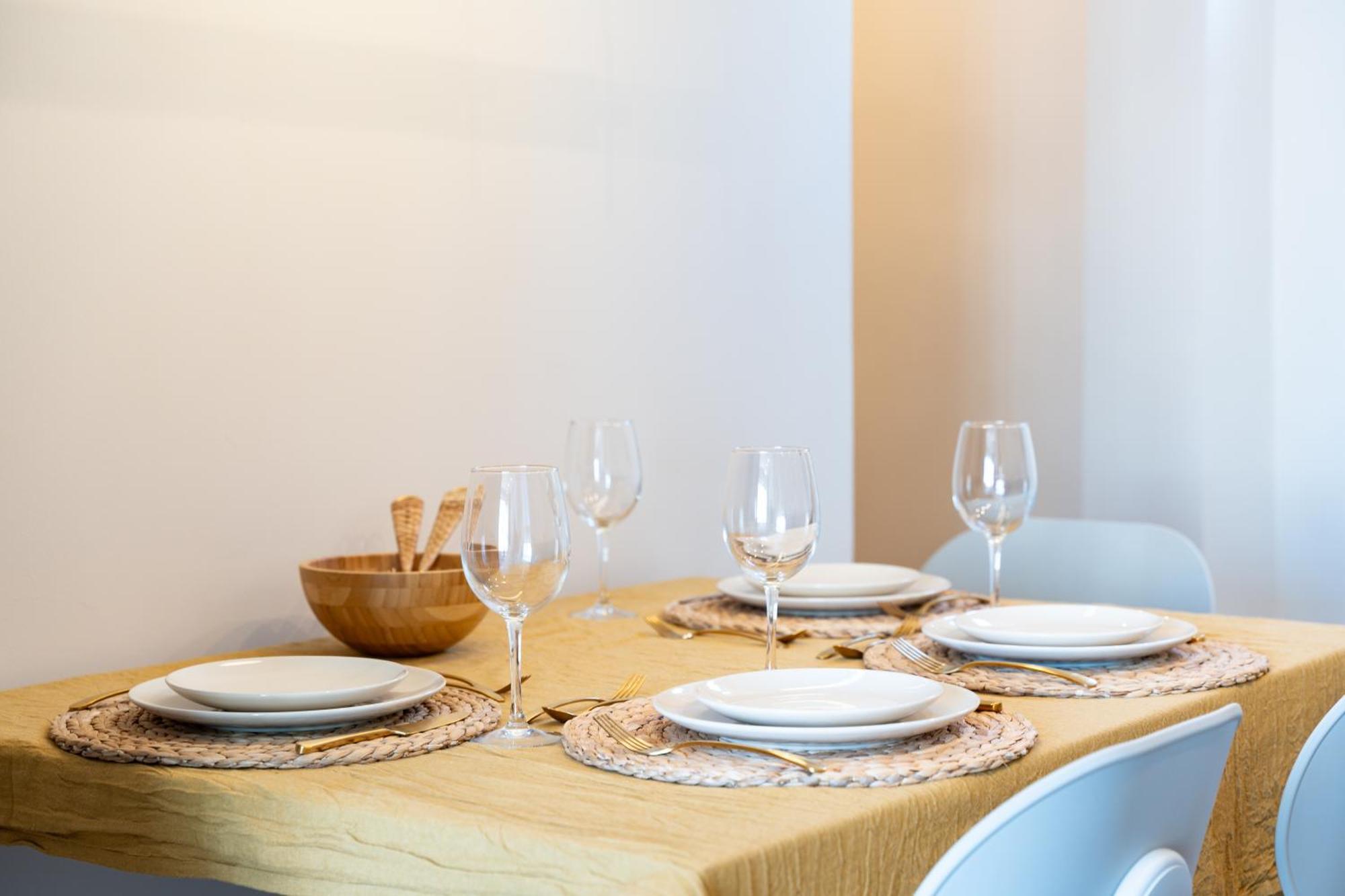 Bazan City Center Apartment マラガ エクステリア 写真