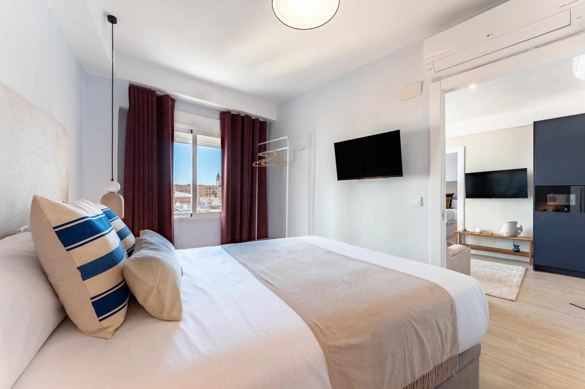 Bazan City Center Apartment マラガ エクステリア 写真