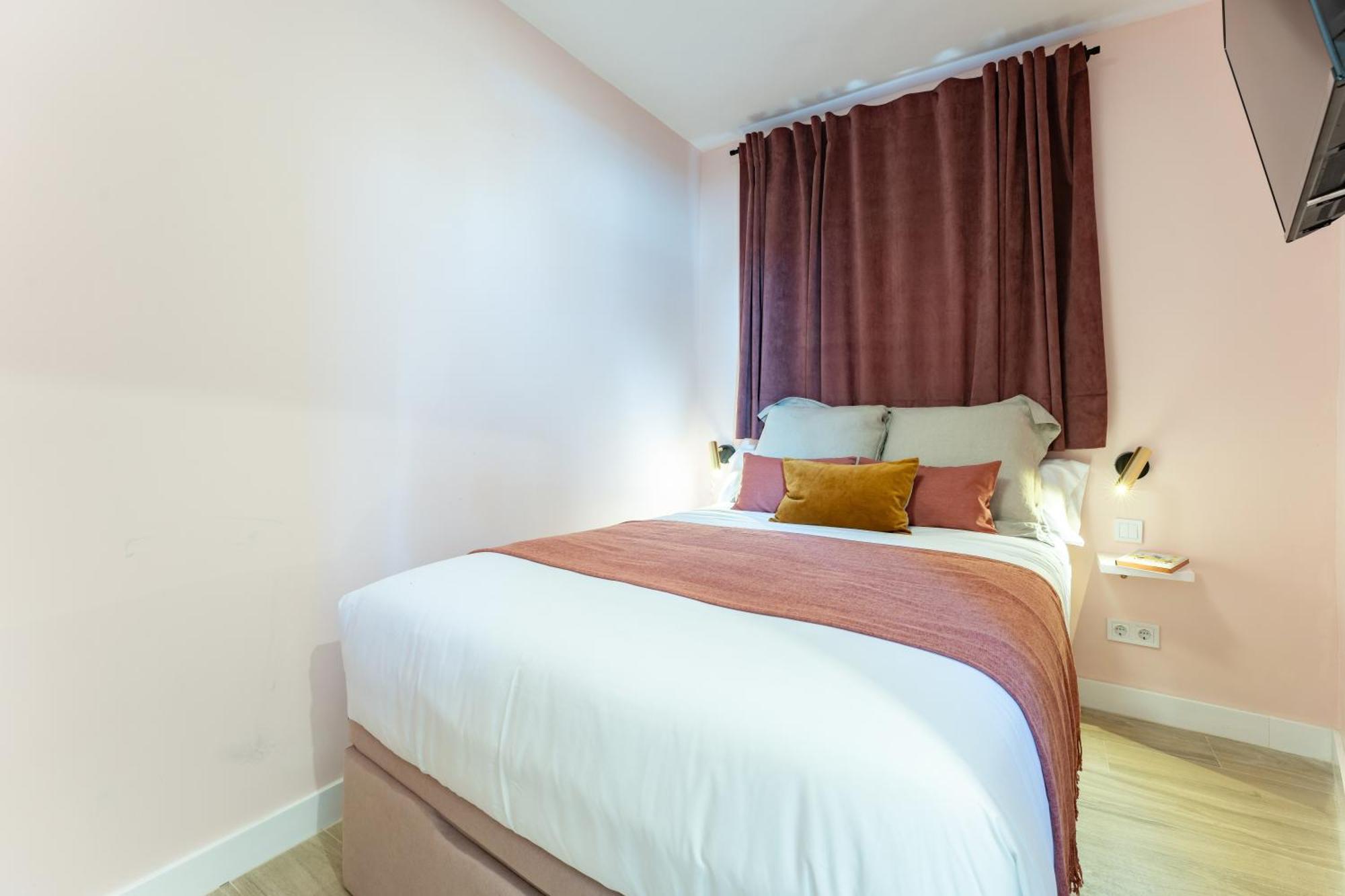 Bazan City Center Apartment マラガ エクステリア 写真